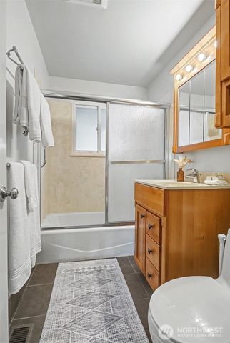 2021 NE 97th Street, Seattle, WA 98115