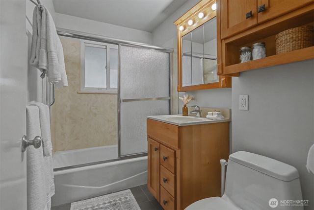 2021 NE 97th Street, Seattle, WA 98115