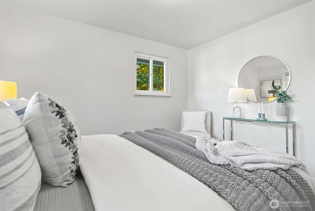 2021 NE 97th Street, Seattle, WA 98115