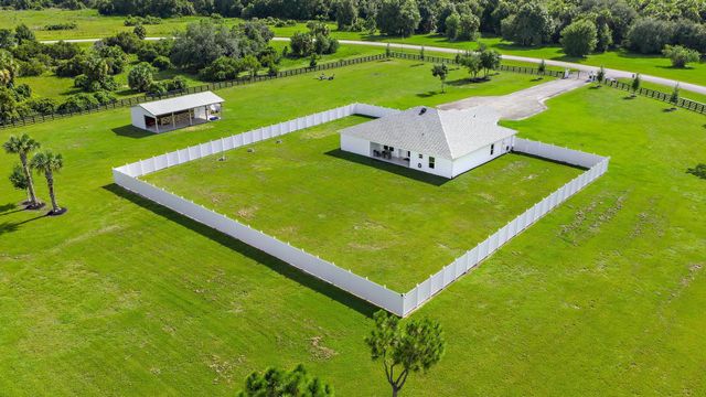 13615 SE 26th Lane, Okeechobee, FL 34974