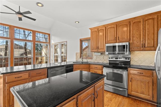 12929 REEDER Street, Overland Park, KS 66213