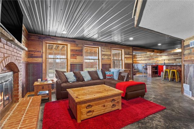 12929 REEDER Street, Overland Park, KS 66213