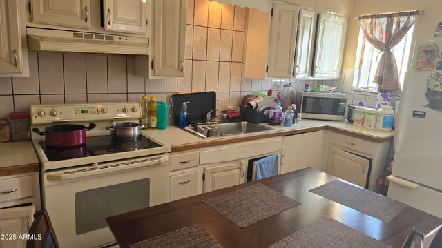 4701 N 23RD Drive, Phoenix, AZ 85015