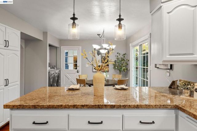 4571 Ewing Rd, Castro Valley, CA 94546