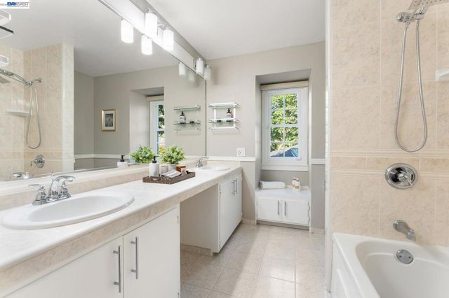 4571 Ewing Rd, Castro Valley, CA 94546