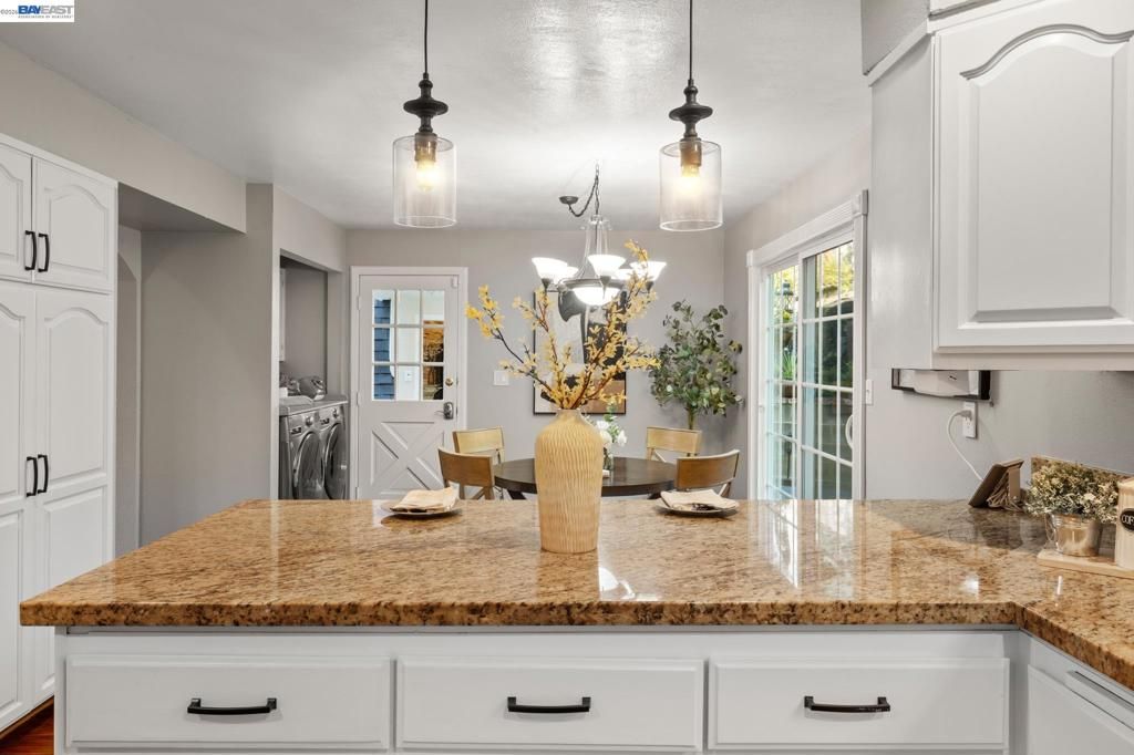 Image 16 of property listing at 4571 Ewing Rd, Castro Valley, CA 94546