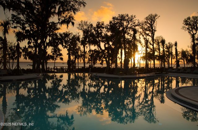 82 GRAND LAKES Drive, St. Johns, FL 32259