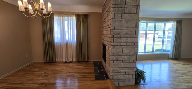 9211 Owen Street, Flint, MI 48503