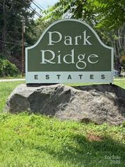 205 Buckingham Court SW 25, Lenoir, NC 28645