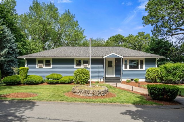 12 Ruby Rd, Saugus, MA 01906
