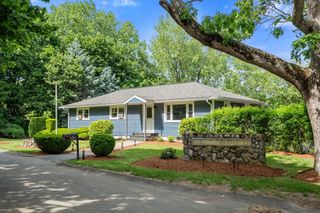 12 Ruby Rd, Saugus, MA 01906