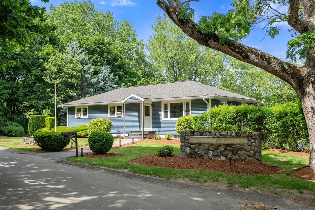 12 Ruby Rd, Saugus, MA 01906
