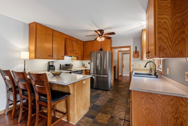 5099 Valley TRAIL, West Bend, WI 53095