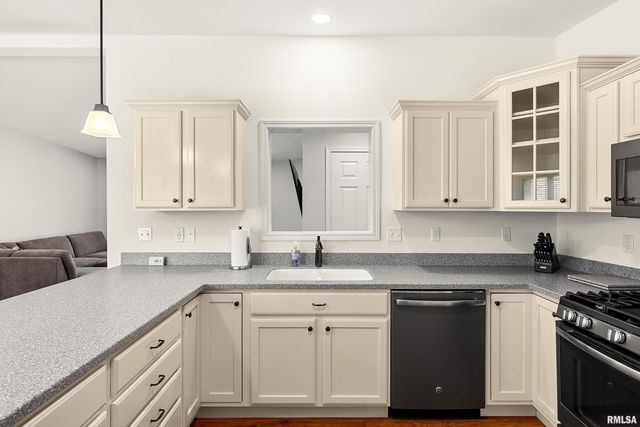 105 KAYLEA Court, East Peoria, IL 61611