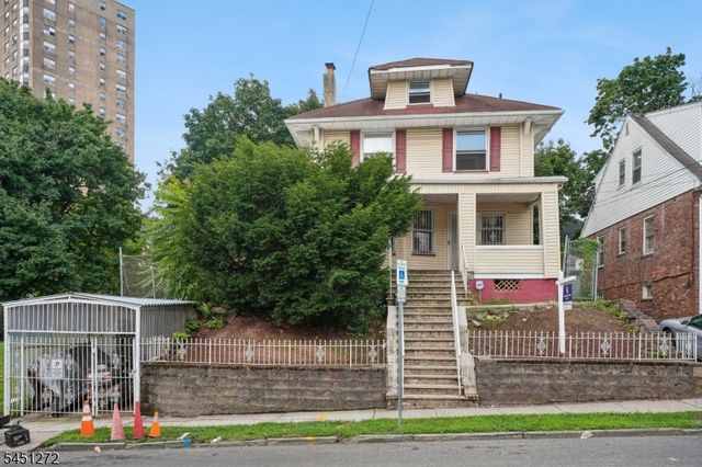 14 Scheerer Ave, Newark City, NJ 07112