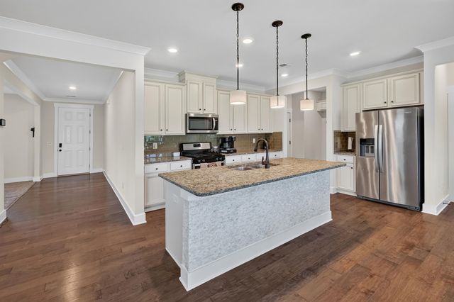 222 Delbourne Lane, Greer, SC 29651