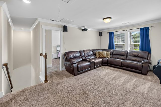 222 Delbourne Lane, Greer, SC 29651
