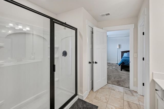 222 Delbourne Lane, Greer, SC 29651