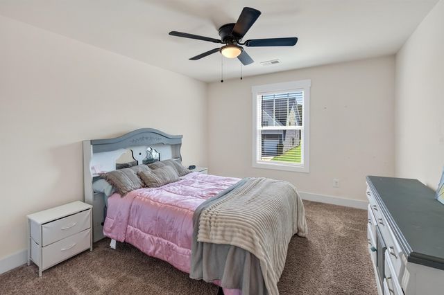 222 Delbourne Lane, Greer, SC 29651