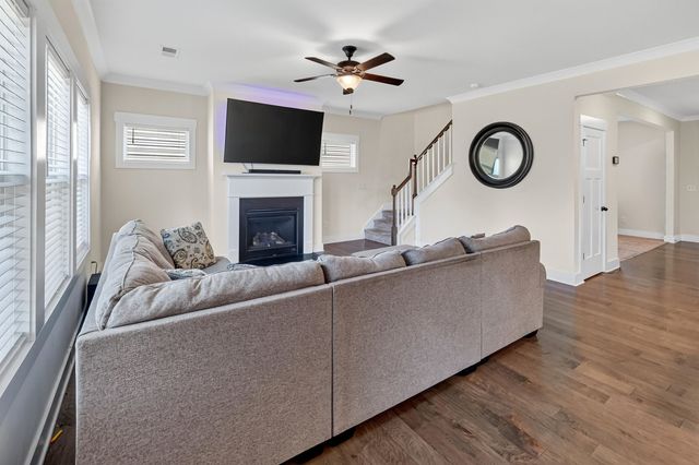 222 Delbourne Lane, Greer, SC 29651