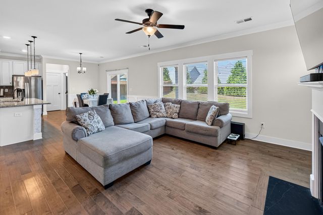 222 Delbourne Lane, Greer, SC 29651