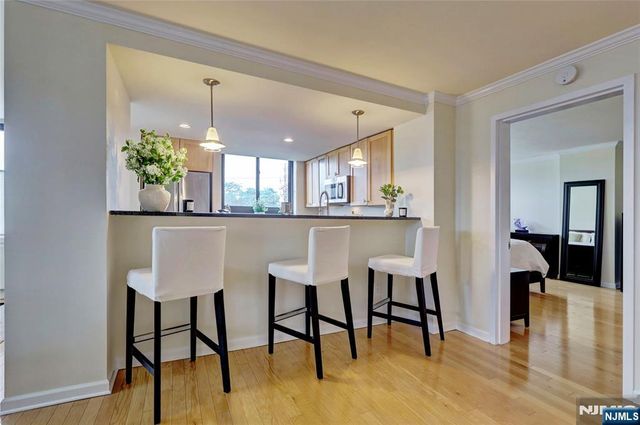 700 Grove Street 3Q, Jersey City, NJ 07310