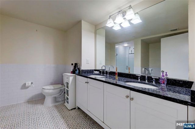 700 Grove Street 3Q, Jersey City, NJ 07310