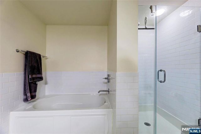 700 Grove Street 3Q, Jersey City, NJ 07310