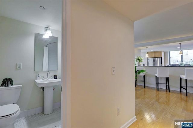 700 Grove Street 3Q, Jersey City, NJ 07310