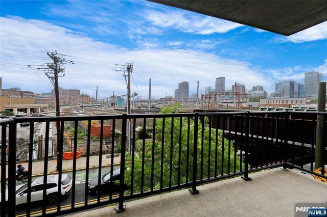 700 Grove Street 3Q, Jersey City, NJ 07310