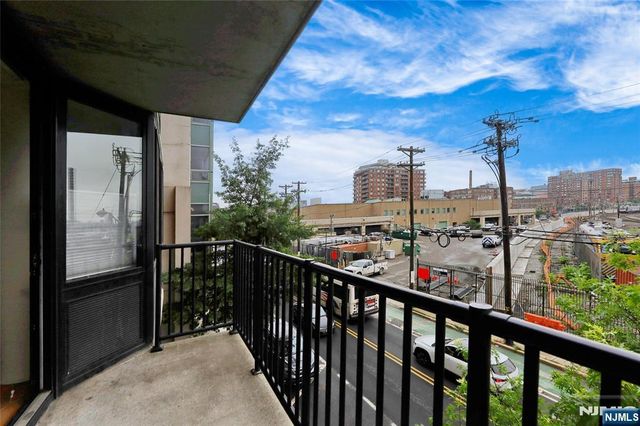 700 Grove Street 3Q, Jersey City, NJ 07310