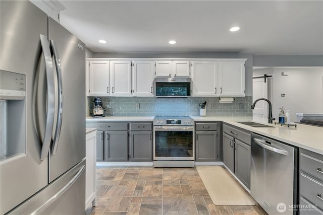 5620 Evergreen Loop SE, Auburn, WA 98092