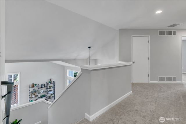 5620 Evergreen Loop SE, Auburn, WA 98092