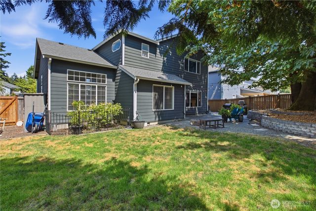 5620 Evergreen Loop SE, Auburn, WA 98092