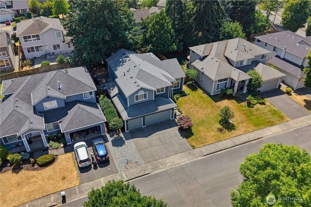 5620 Evergreen Loop SE, Auburn, WA 98092