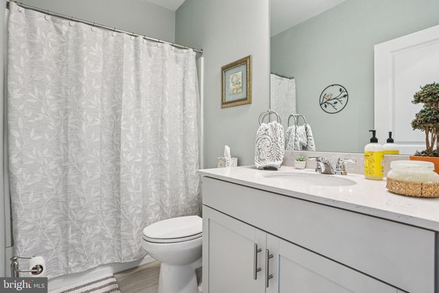 38 TOWER BLVD, Mount Holly, NJ 08060