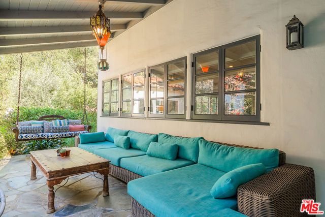 11670 Duque Drive, Los Angeles, CA 91604