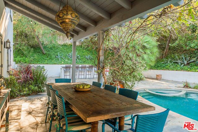 11670 Duque Drive, Los Angeles, CA 91604