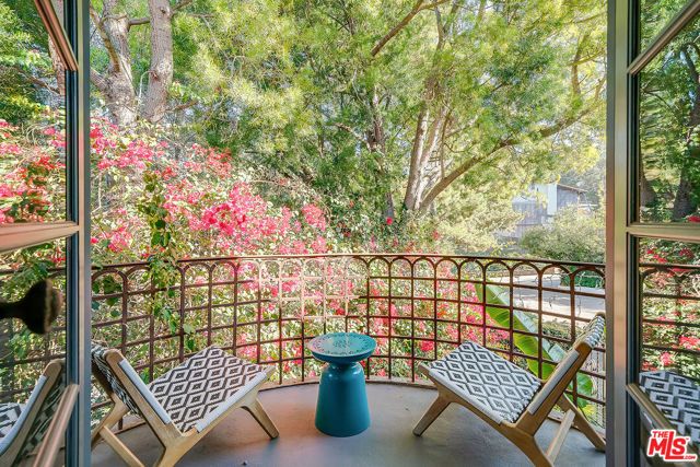 11670 Duque Drive, Los Angeles, CA 91604