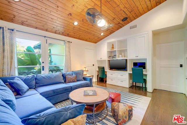 11670 Duque Drive, Los Angeles, CA 91604