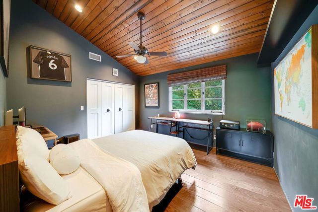 11670 Duque Drive, Los Angeles, CA 91604