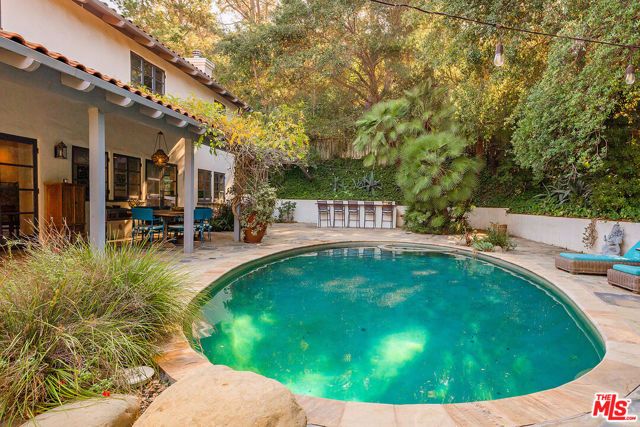 11670 Duque Drive, Los Angeles, CA 91604