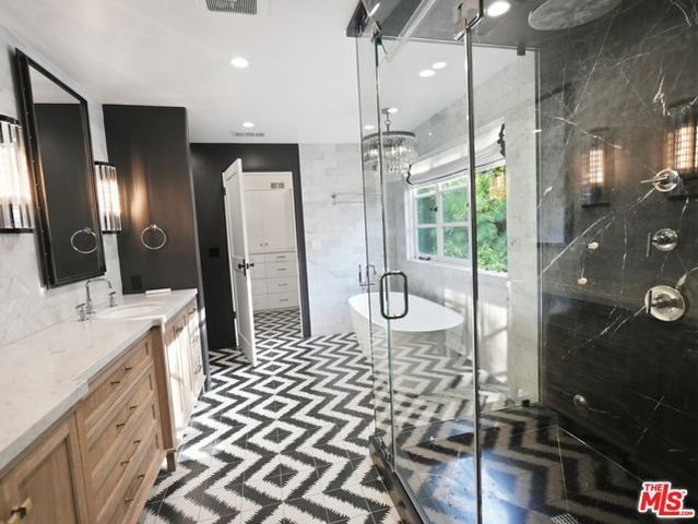 11670 Duque Drive, Los Angeles, CA 91604