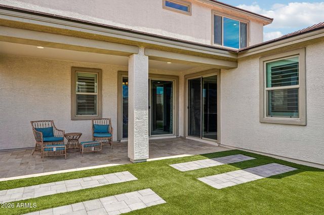 9019 W Denton Lane, Glendale, AZ 85305