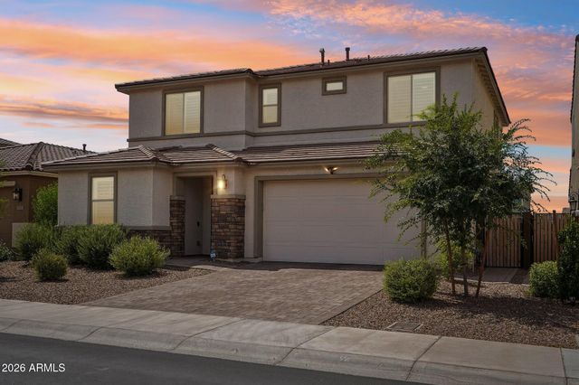 9019 W Denton Lane, Glendale, AZ 85305