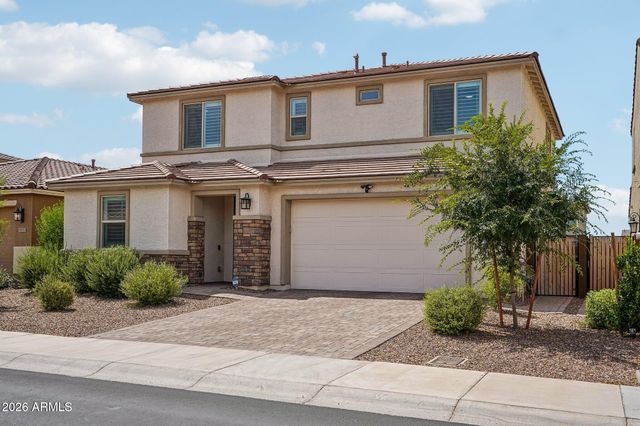 9019 W Denton Lane, Glendale, AZ 85305