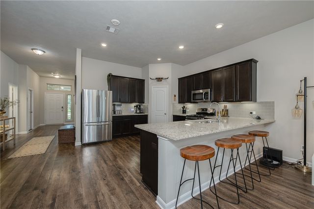 4107 Briles Court, College Station, TX 77845