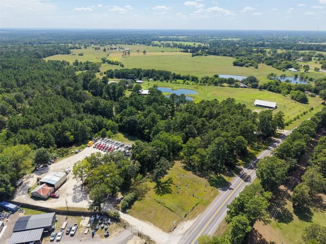 188 State Highway 150, New Waverly, TX 77358