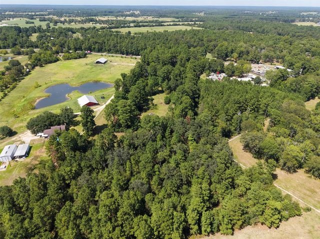 188 State Highway 150, New Waverly, TX 77358