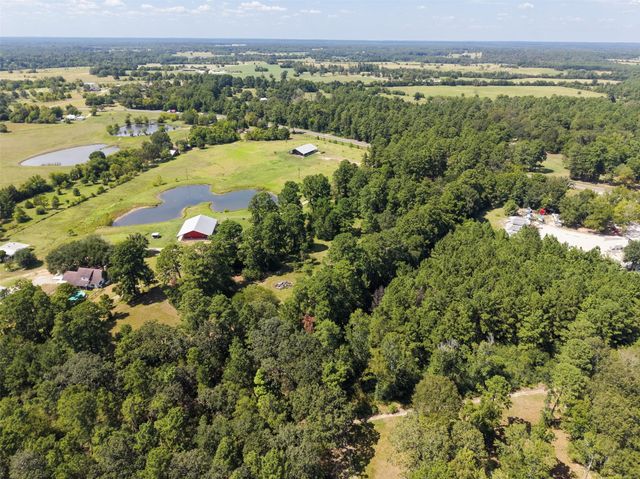 188 State Highway 150, New Waverly, TX 77358